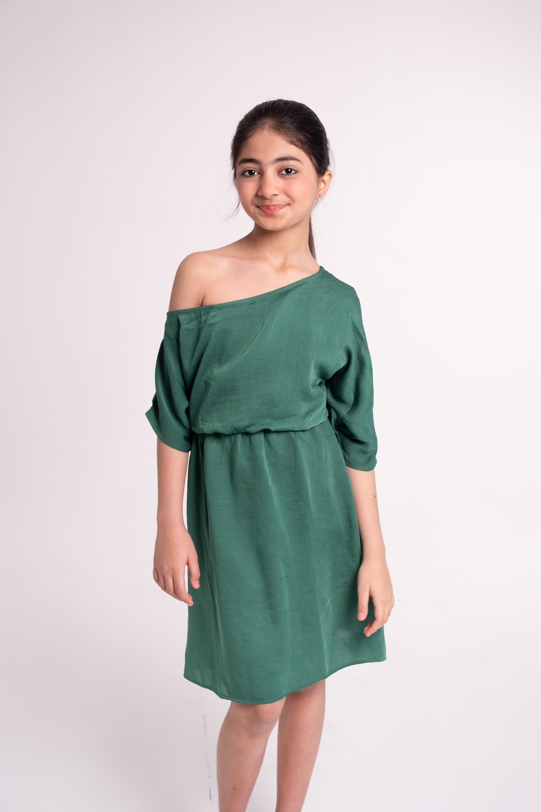 Emerald Off-Shoulder Dress – Satin Green