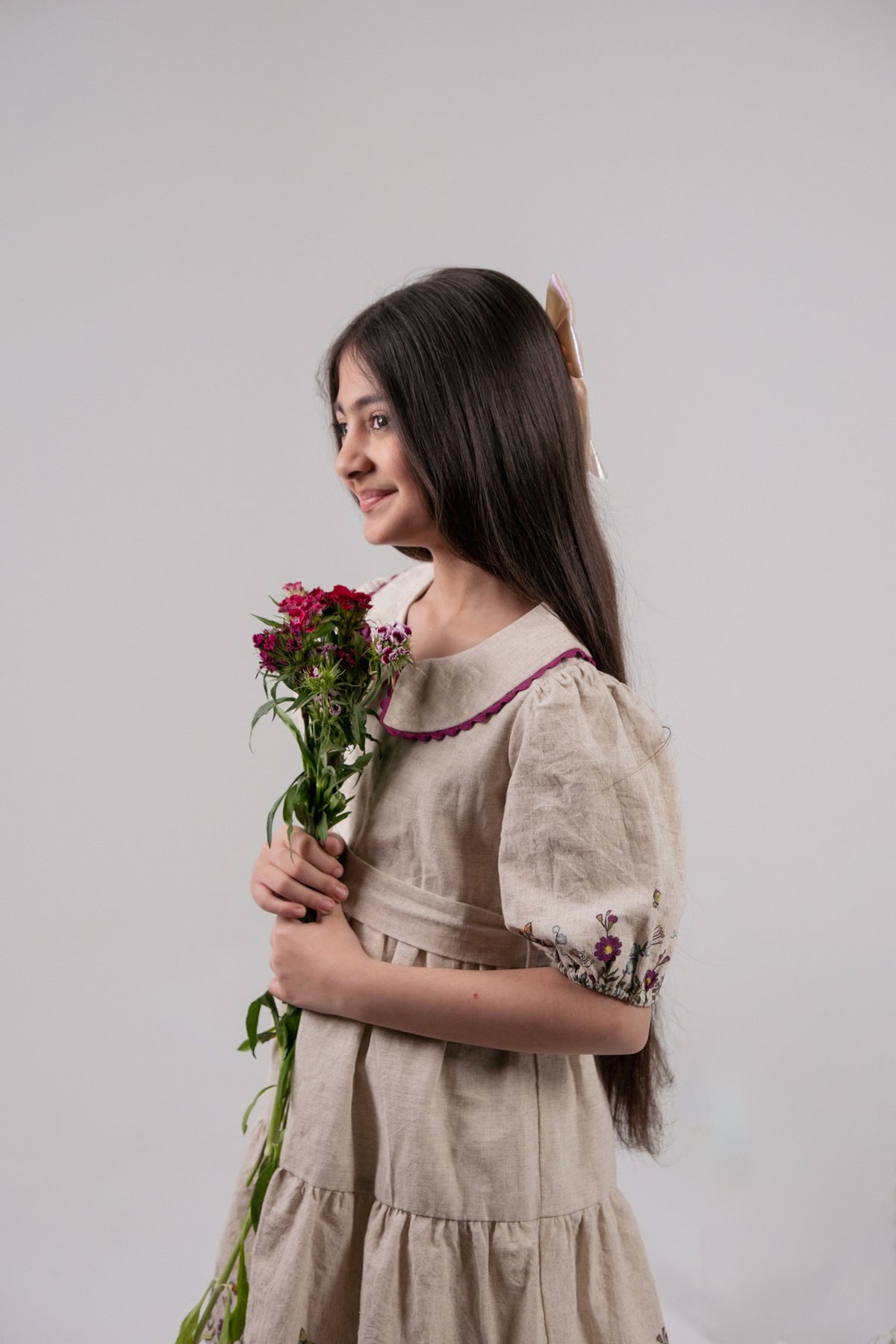 Meadow Bloom Linen Dress – Natural Beige